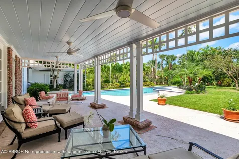495 N Lake Way Palm Beach FL 33480
