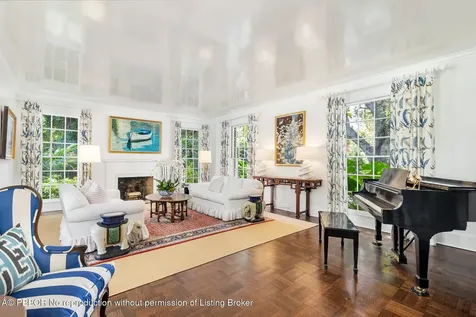 495 N Lake Way Palm Beach FL 33480