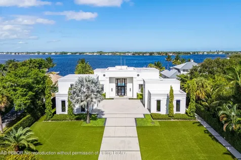 18200 Gardiner Lane Jupiter FL 33458
