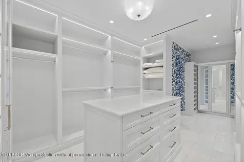 18200 Gardiner Lane Jupiter FL 33458