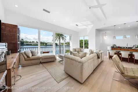 50 Spoonbill Road Lantana FL 33462