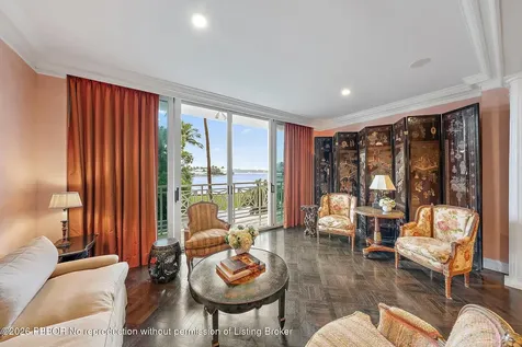 425 Worth Avenue Palm Beach FL 33480