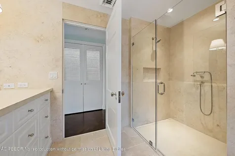 425 Worth Avenue Palm Beach FL 33480