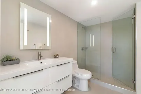 2780 S Ocean Boulevard Palm Beach FL 33480