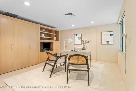 2 Sloans Curve Drive Palm Beach FL 33480