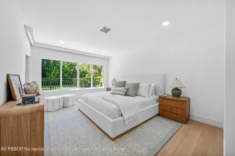16 Little Pond Road Lantana FL 33462
