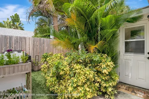 302 Wildermere Road West Palm Beach FL 33401