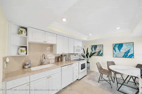 250 Bradley Place Palm Beach FL 33480