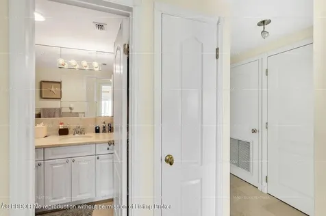 250 Bradley Place Palm Beach FL 33480