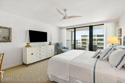2784 S Ocean Boulevard Palm Beach FL 33480