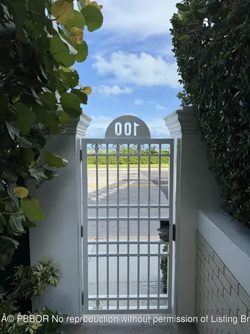 100 Royal Palm Way Palm Beach FL 33480