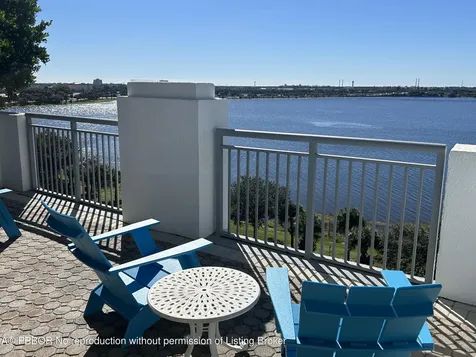 300 S Australian Avenue West Palm Beach FL 33401
