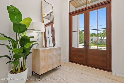 325 Fairway N Tequesta FL 33469