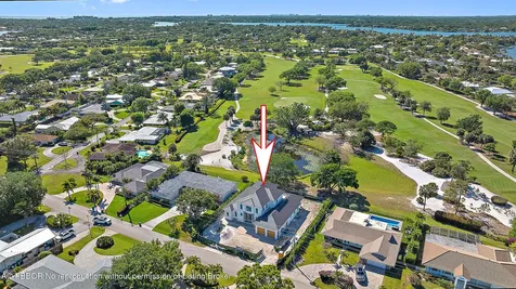 325 Fairway N Tequesta FL 33469