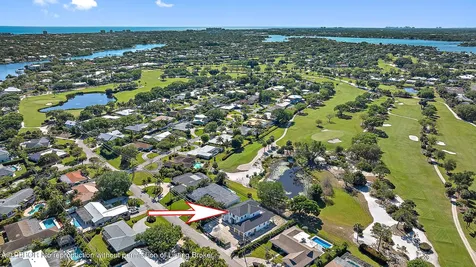 325 Fairway N Tequesta FL 33469