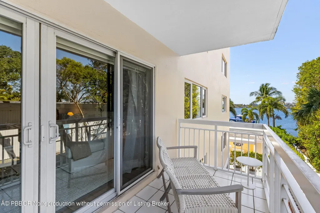 250 Bradley Place Palm Beach FL 33480
