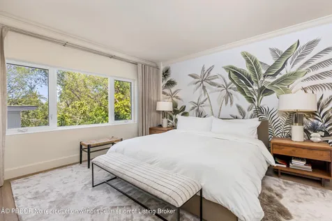 250 Bradley Place Palm Beach FL 33480