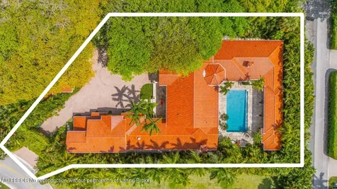 226 Via Las Brisas Palm Beach FL 33480