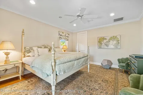 226 Via Las Brisas Palm Beach FL 33480