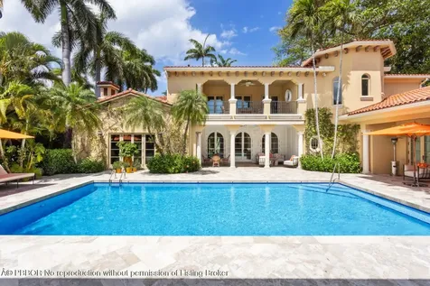 226 Via Las Brisas Palm Beach FL 33480