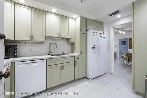 2295 S Ocean Boulevard Palm Beach FL 33480
