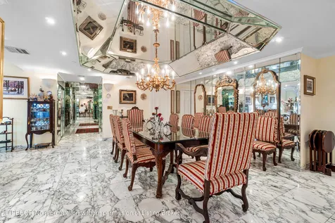 150 Bradley Place Palm Beach FL 33480
