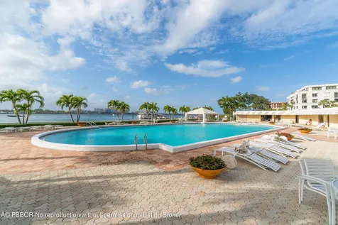 150 Bradley Place Palm Beach FL 33480