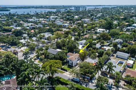 306 Marlborough Place West Palm Beach FL 33405