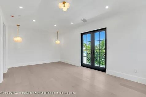 3408 Washington Road West Palm Beach FL 33405