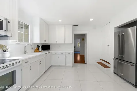 141 Chilean Avenue Palm Beach FL 33480