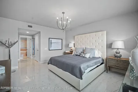 2650 Lake Shore Drive Riviera Beach FL 33404