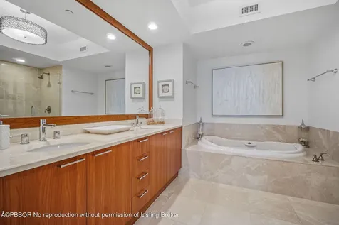 2650 Lake Shore Drive Riviera Beach FL 33404