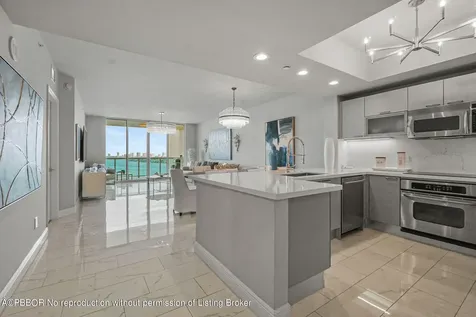 2650 Lake Shore Drive Riviera Beach FL 33404