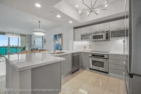 2650 Lake Shore Drive Riviera Beach FL 33404
