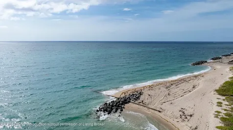 2 N Breakers Row Palm Beach FL 33480
