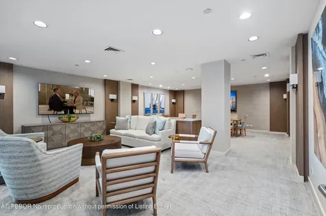 2 N Breakers Row Palm Beach FL 33480
