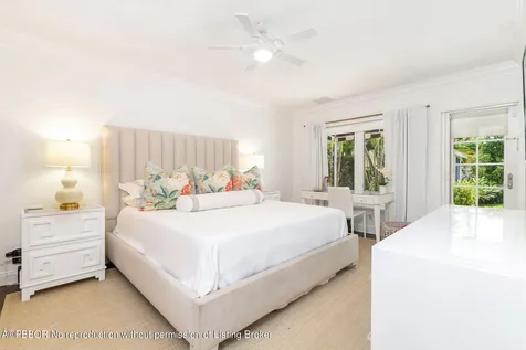 231 Cocoanut Row Palm Beach FL 33480