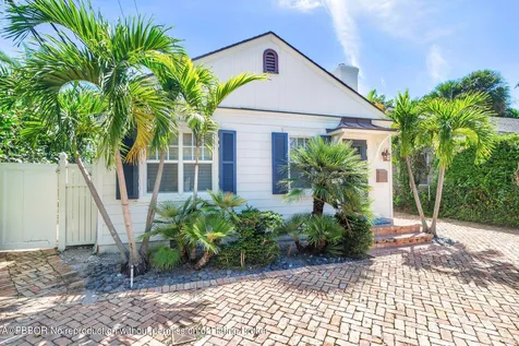231 Cocoanut Row Palm Beach FL 33480