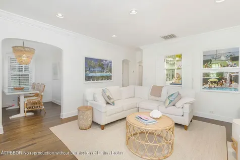 231 Cocoanut Row Palm Beach FL 33480