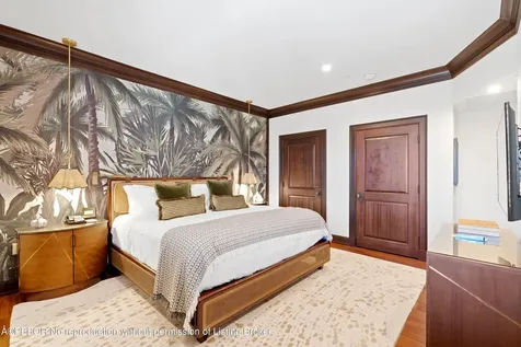 301 Australian Avenue Palm Beach FL 33480