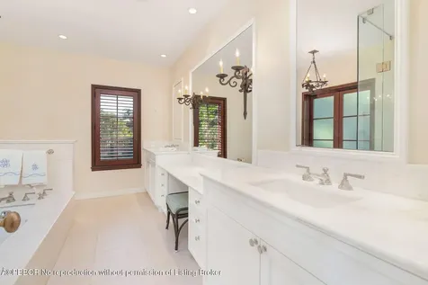 424 Brazilian Avenue Palm Beach FL 33480