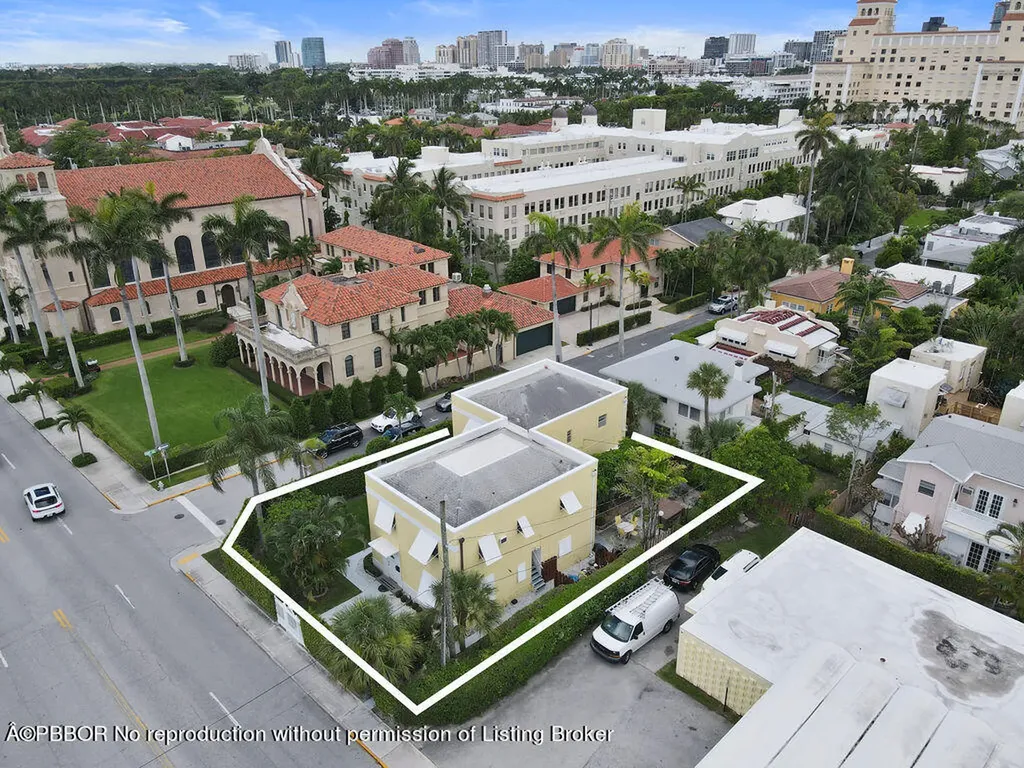 172 N County Road Palm Beach FL 33480