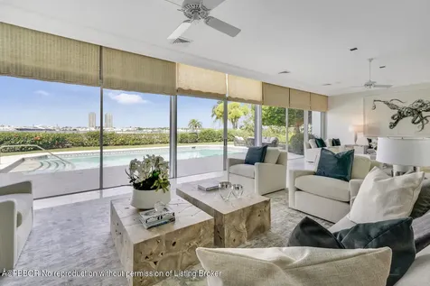 1010 N Lake Way Palm Beach FL 33480