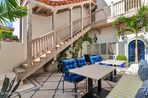 236 Phipps Plaza Palm Beach FL 33480