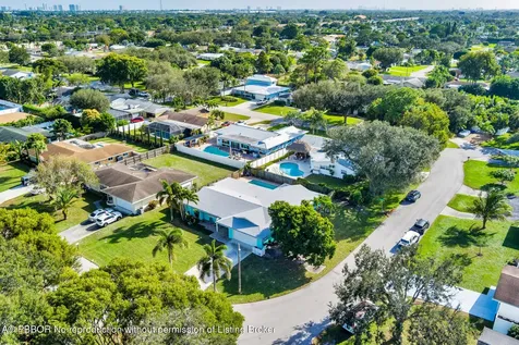 4244 Hyacinth Circle N Palm Beach Gardens FL 33410