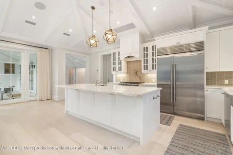 216 Sandpiper Drive Palm Beach FL 33480