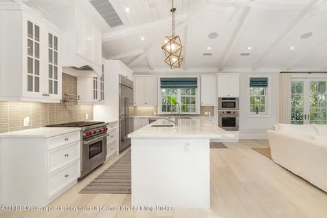 216 Sandpiper Drive Palm Beach FL 33480