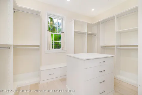 216 Sandpiper Drive Palm Beach FL 33480