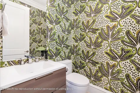 216 Sandpiper Drive Palm Beach FL 33480