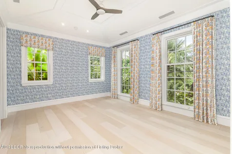 216 Sandpiper Drive Palm Beach FL 33480